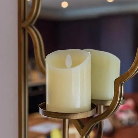 Boyne View House 2* Trim