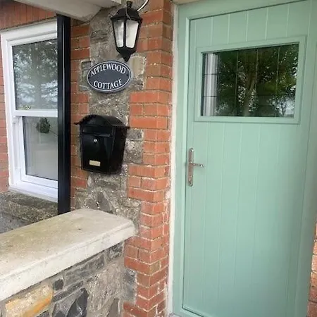 Boyne View House Trim