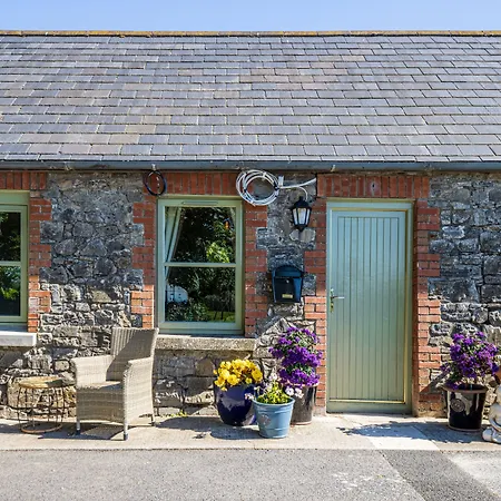 Pensionat Boyne View House Trim