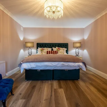 Boyne View House 4* Trim