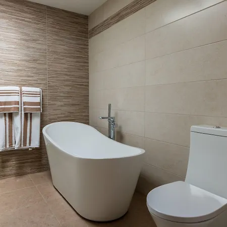 Pensionat Boyne View House Trim