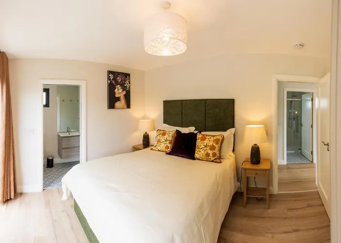 Boyne View House Trim